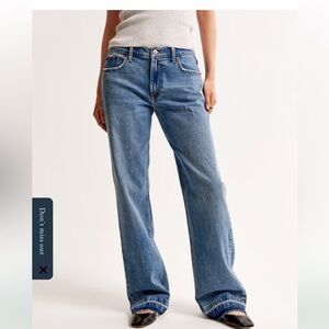 Abercrombie & Fitch the baggy low rise